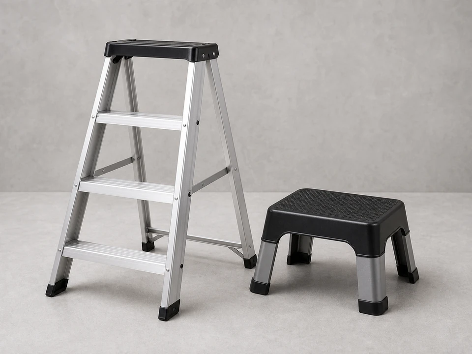 Step ladder for overhead repair