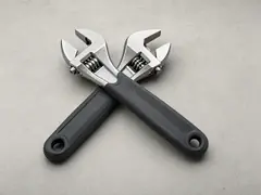 Adjustable wrench tool