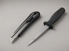 Utility knife or drywall saw tool