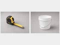 Small bucket or large measuring cup tool