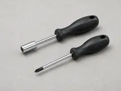 Nut driver or screwdriver tool