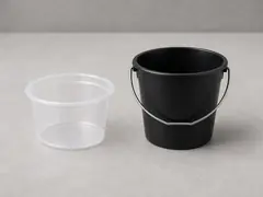 Small bucket or shallow container tool